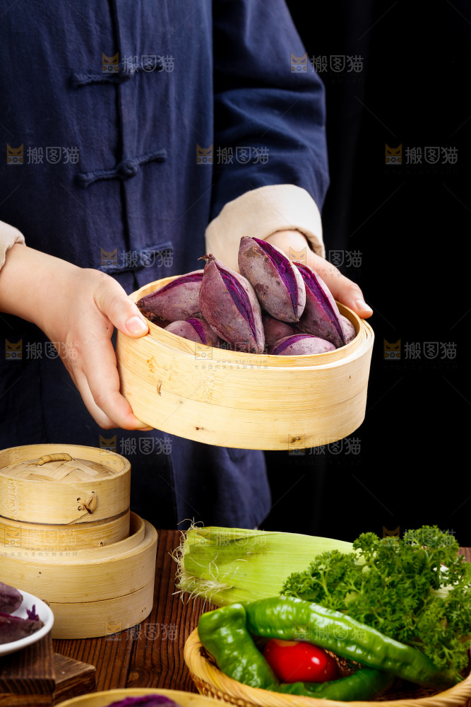 深底上的小紫薯
