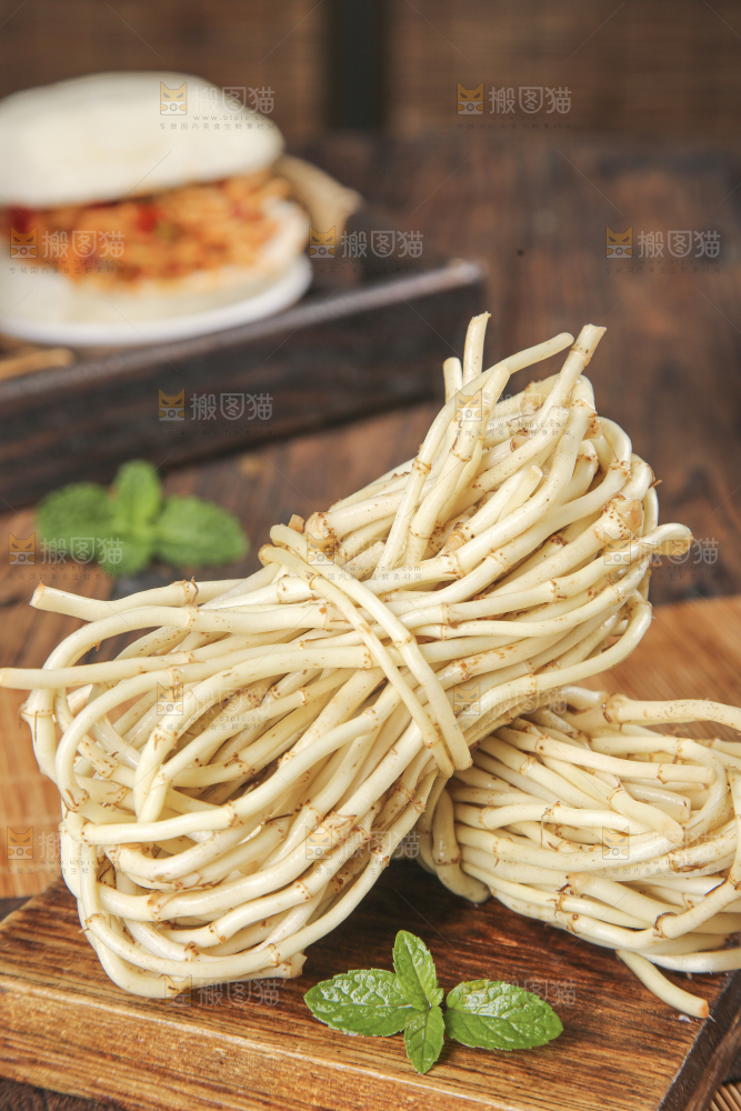 木底上的折耳根