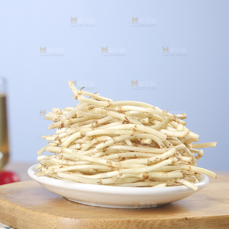木底上的折耳根