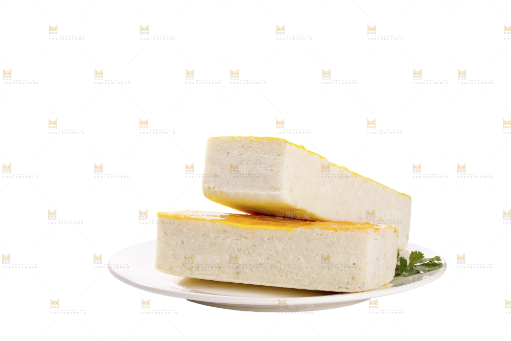 白底上的鱼糕