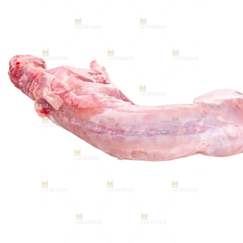 白底上的新鲜兔肉