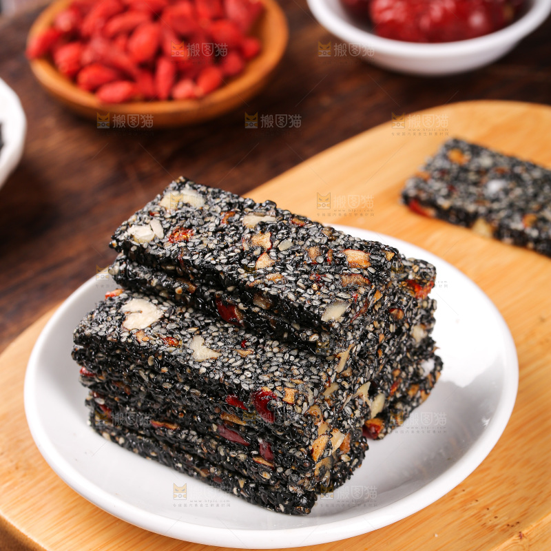 深底上的芝麻糕