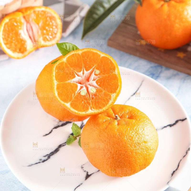 浅底上的蜜桔