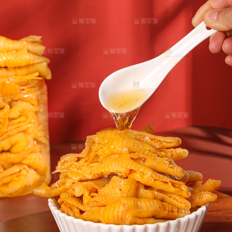 深底上的无骨鸡爪