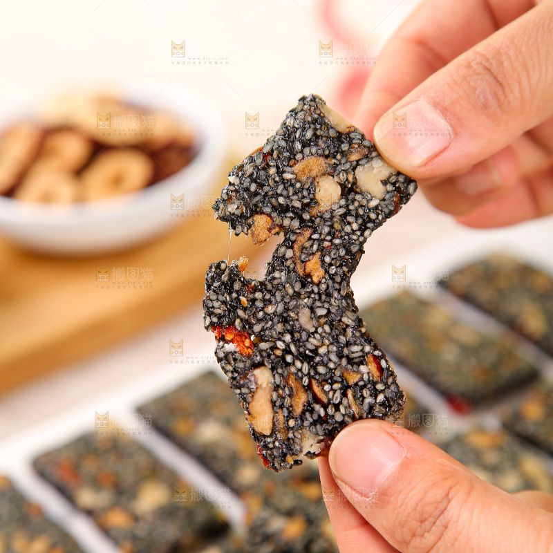 浅底上的芝麻糖