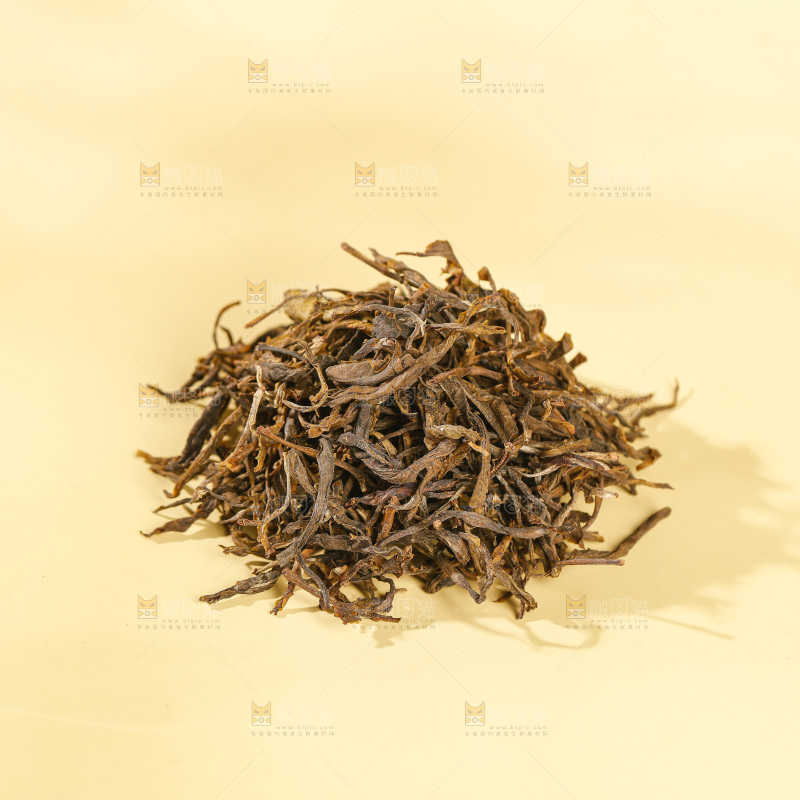 浅底上的茶叶