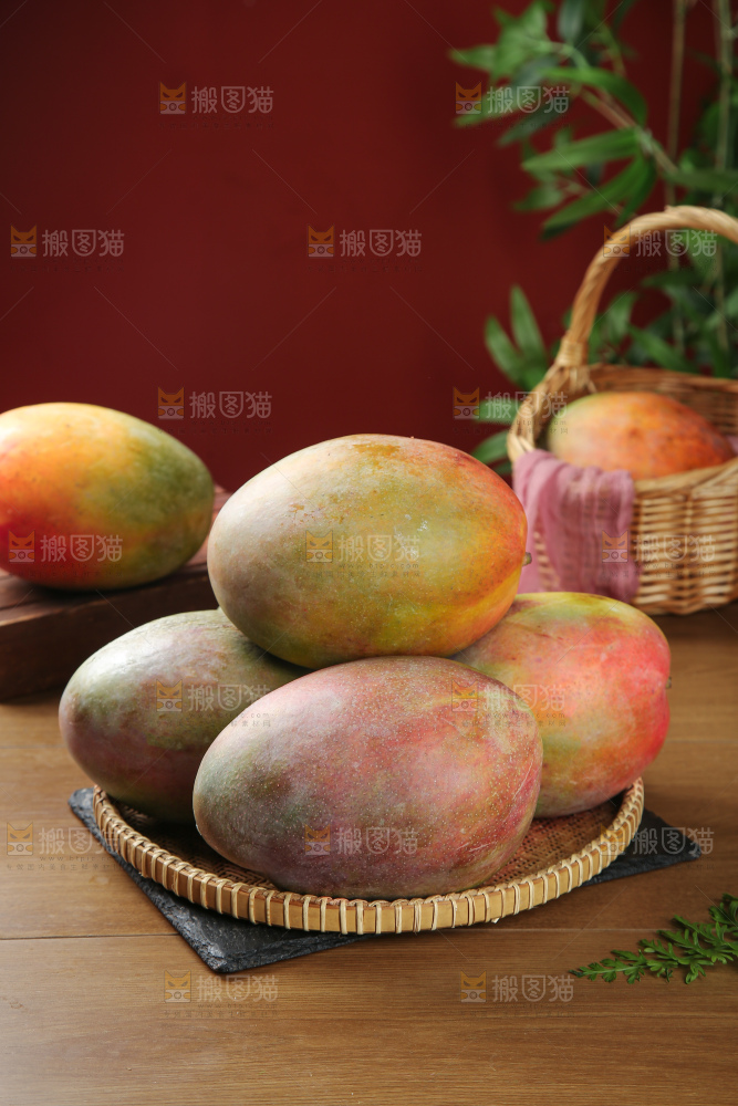 深底上的凯特芒