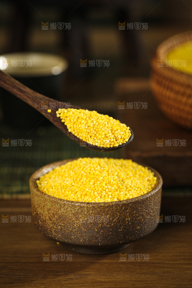 深底上的黄小米
