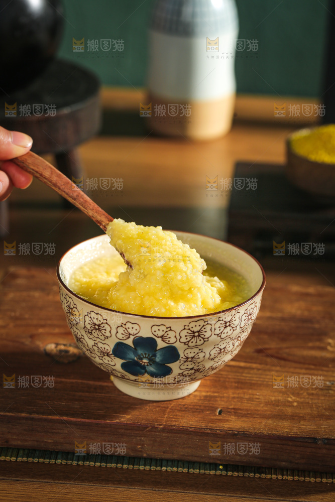 深底上的黄小米