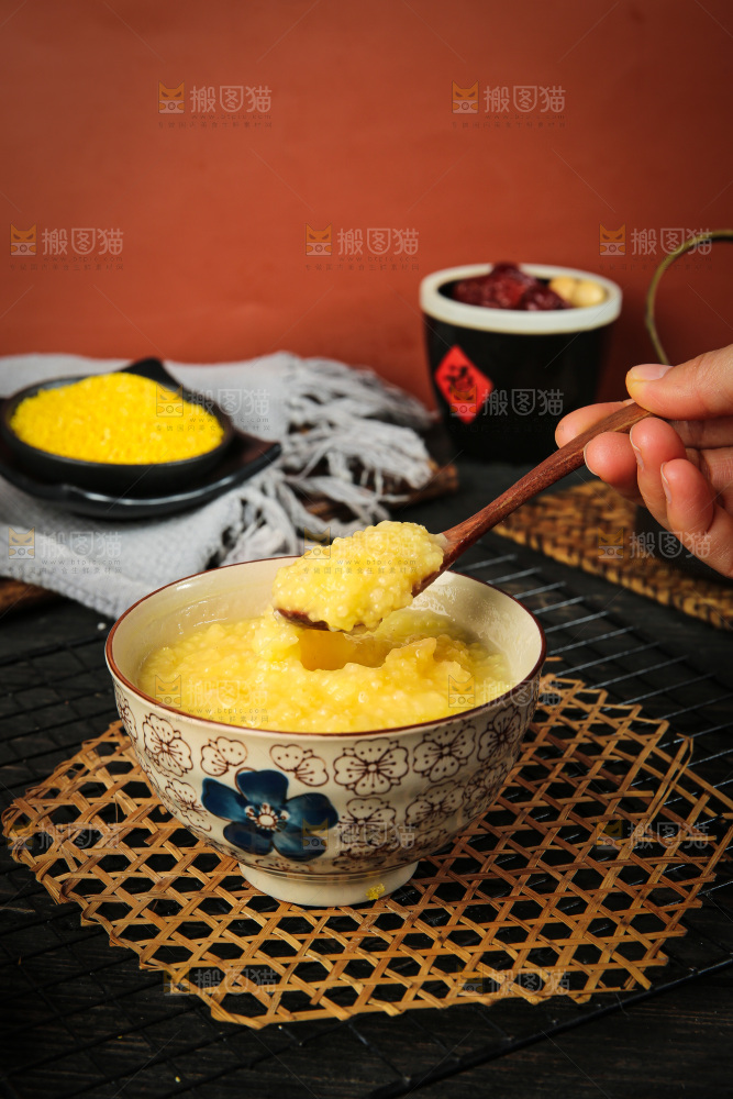 深底上的黄小米
