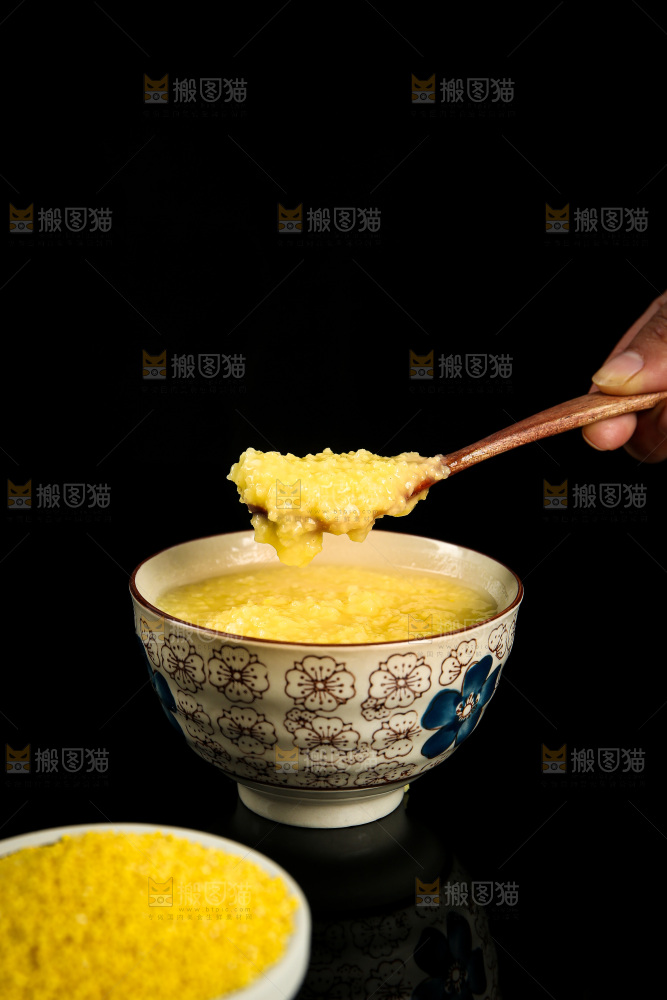 深底上的黄小米