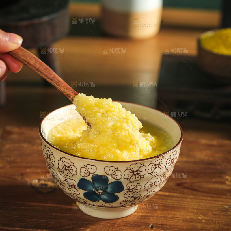 深底上的黄小米