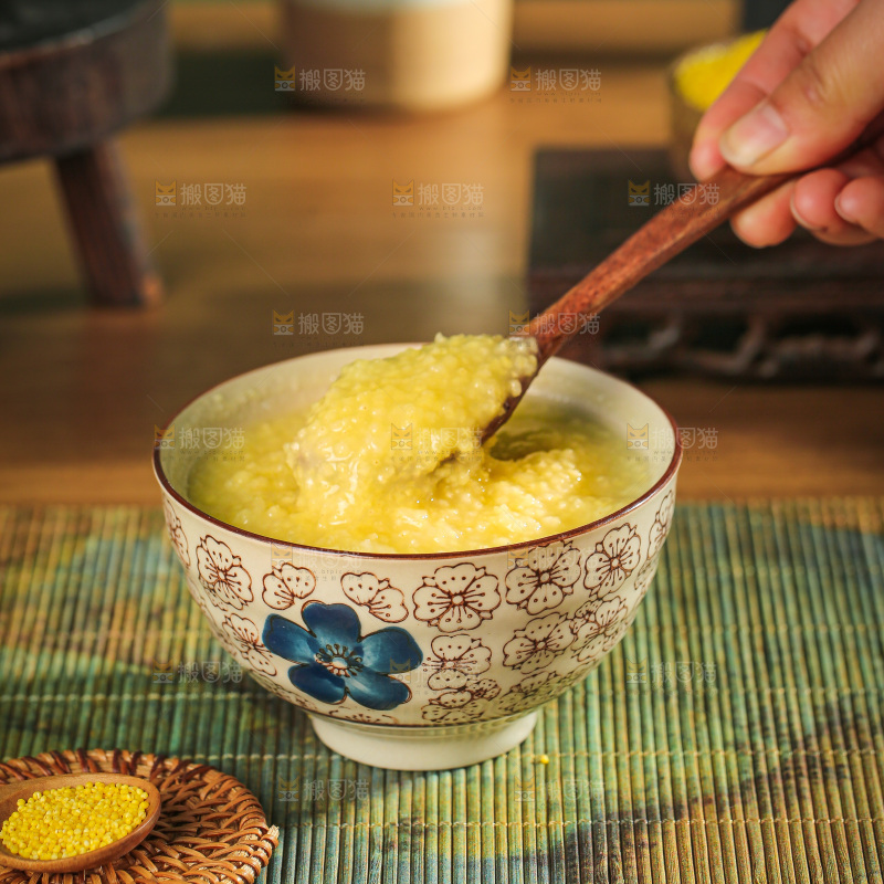 深底上的黄小米