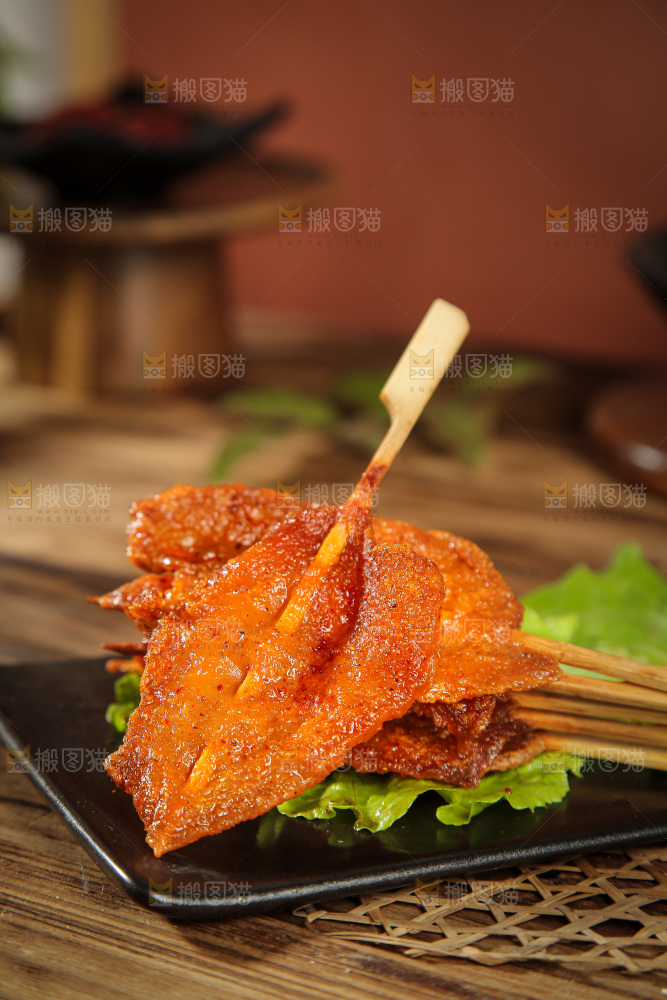 深底上的鸡柳