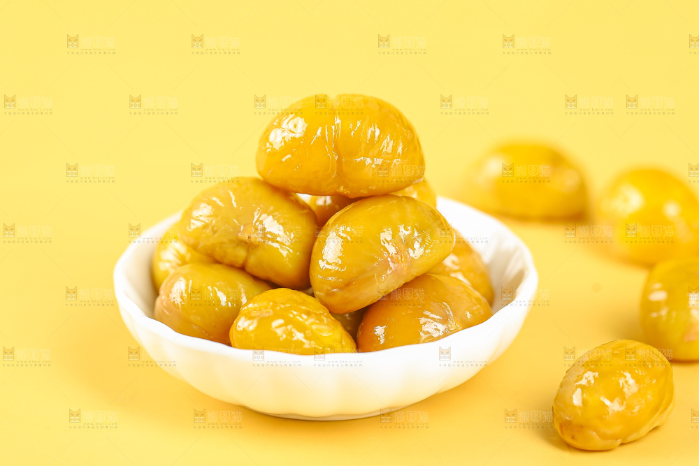 浅底上的板栗仁