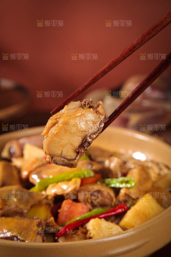 深底上的腊鸡