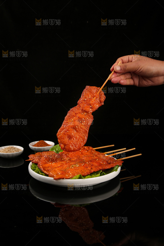 深底上的里脊肉