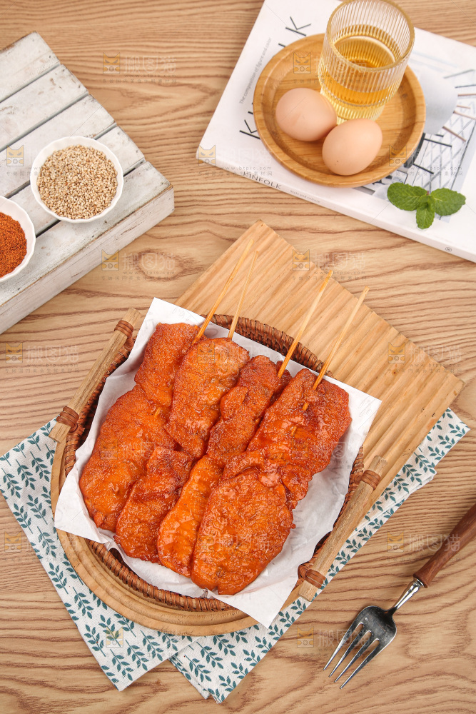 浅底上的里脊肉