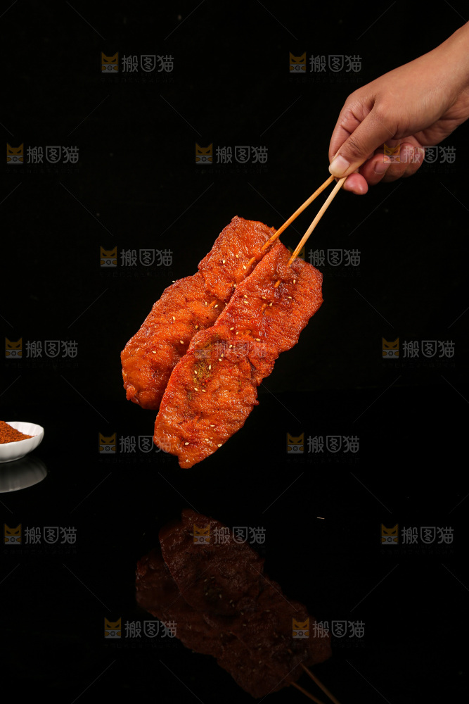 深底上的里脊肉