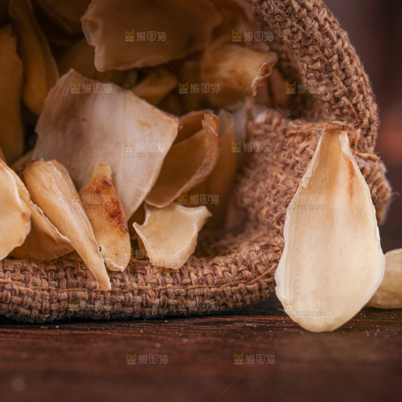 深底上的百合干