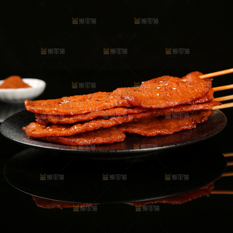 深底上的里脊肉