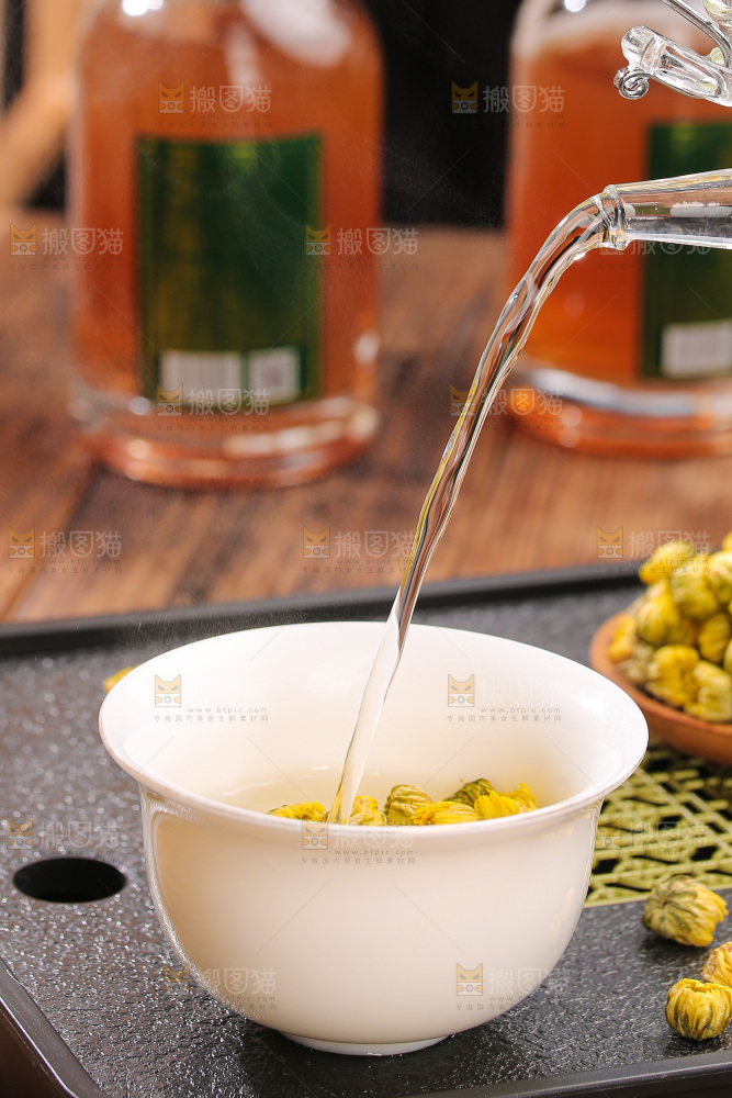 深底上的胎菊