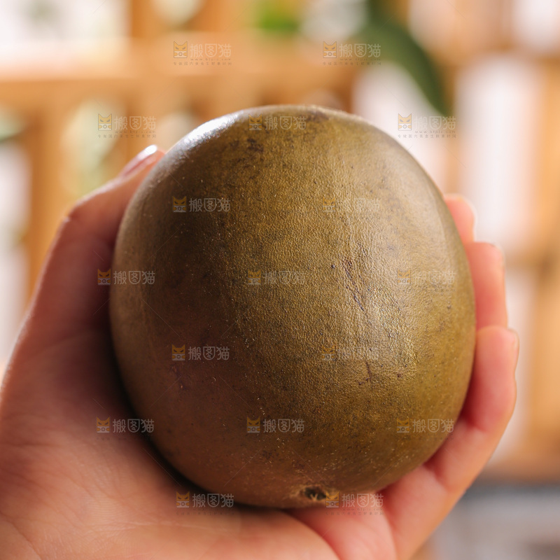 深底上的罗汉果