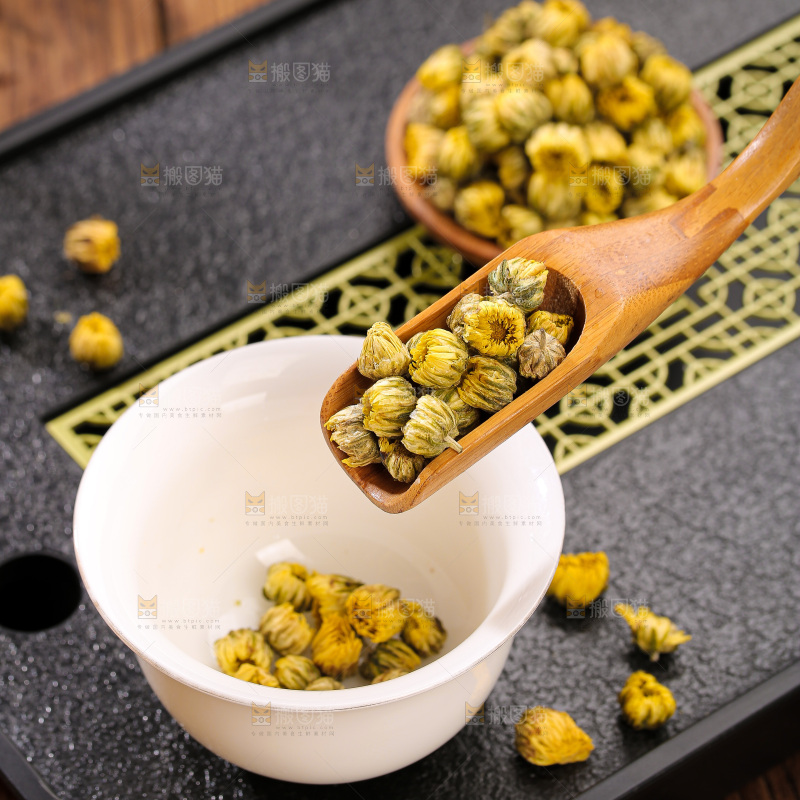 深底上的胎菊