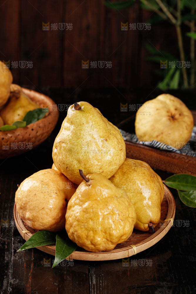 深底上的丑梨