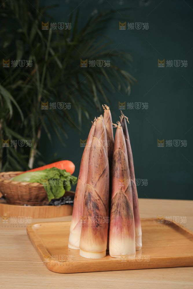 深底的雷竹笋