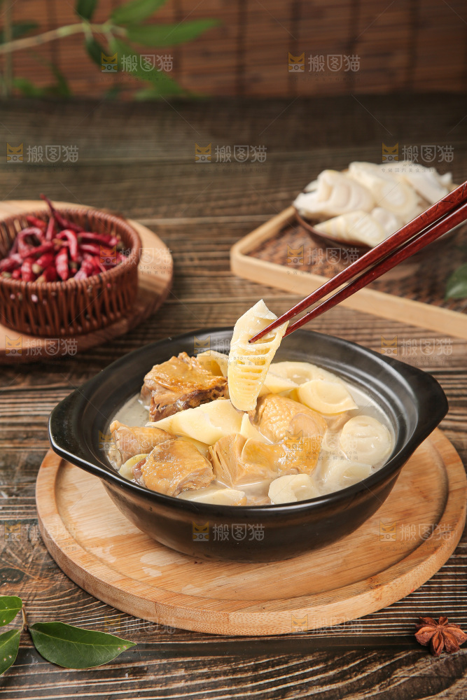 深底的雷竹笋