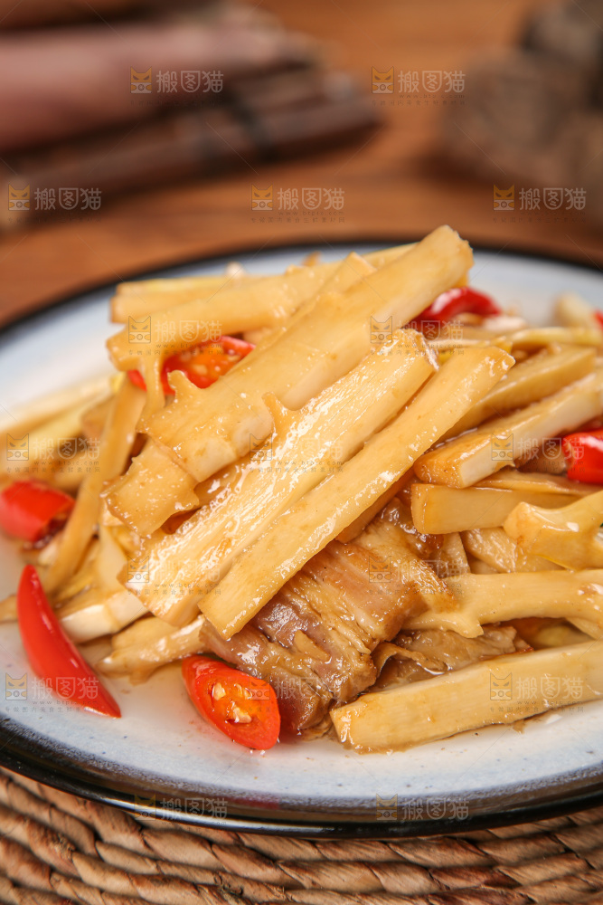 深底上的雷笋