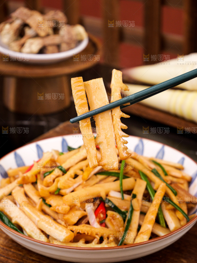 深底上的雷笋