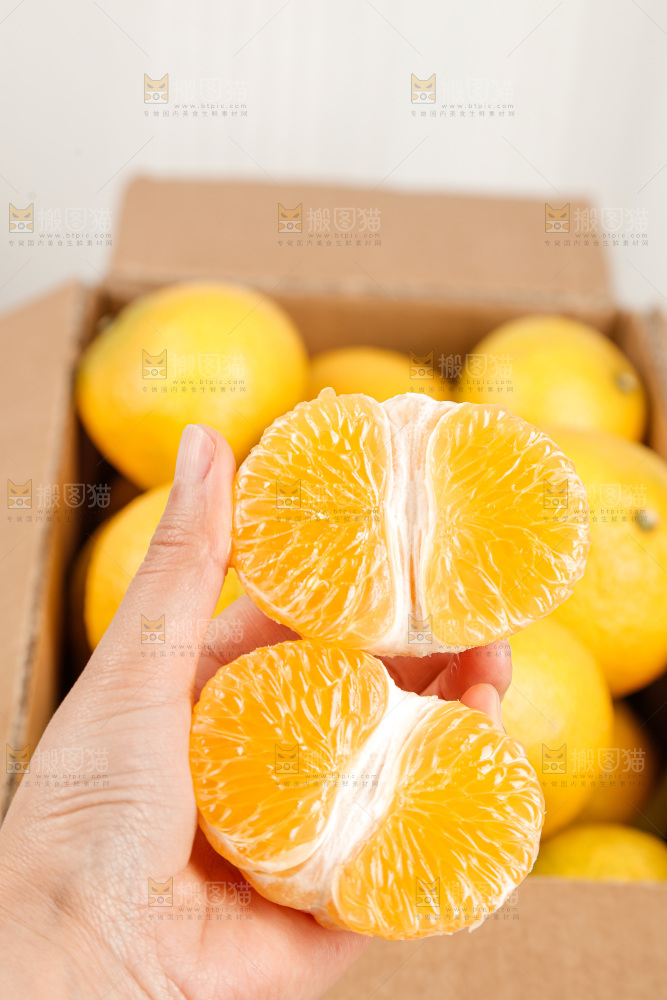 浅底上的桔柚
