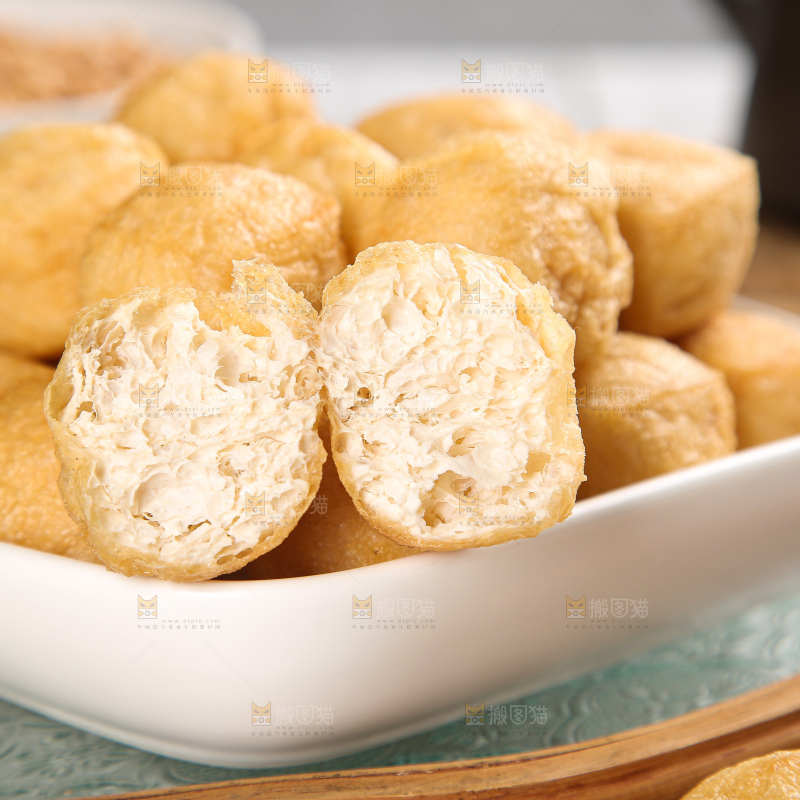 浅底上的油豆泡