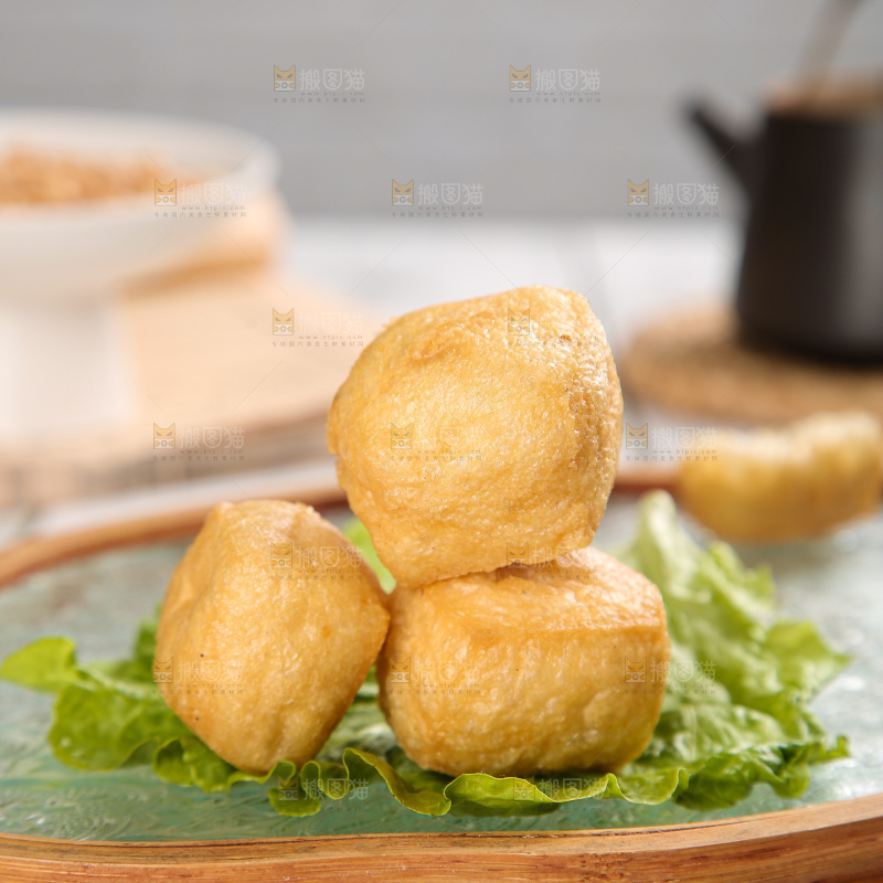 浅底上的油豆泡