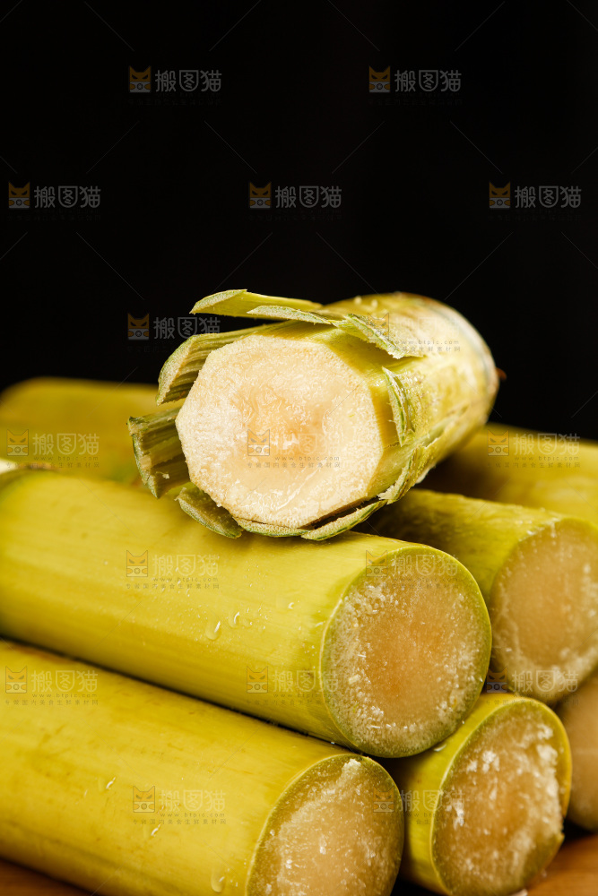 深底上的黄皮甘蔗