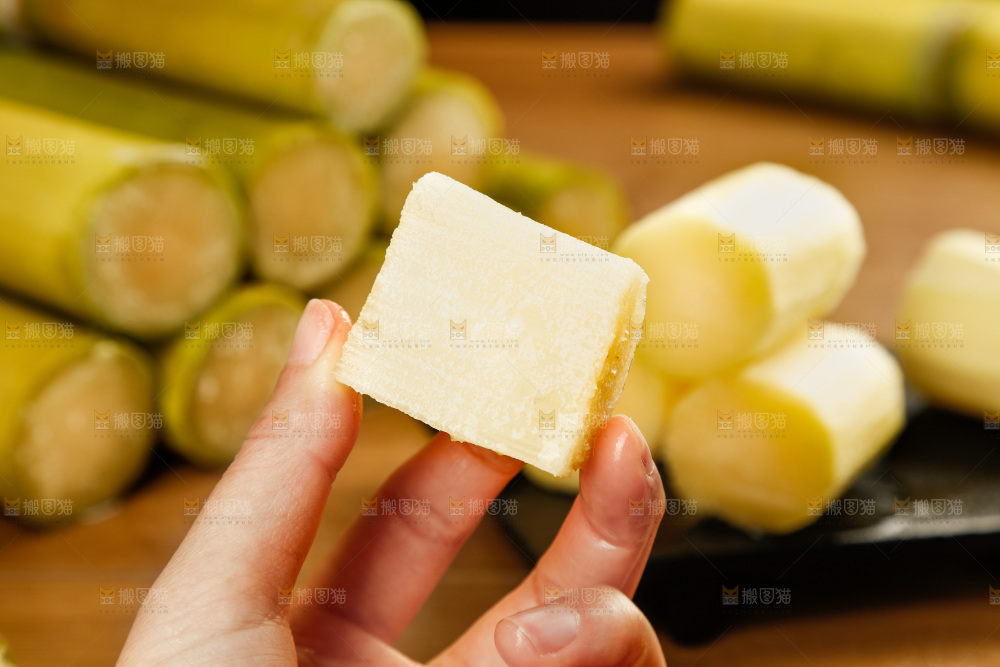 深底上的黄皮甘蔗