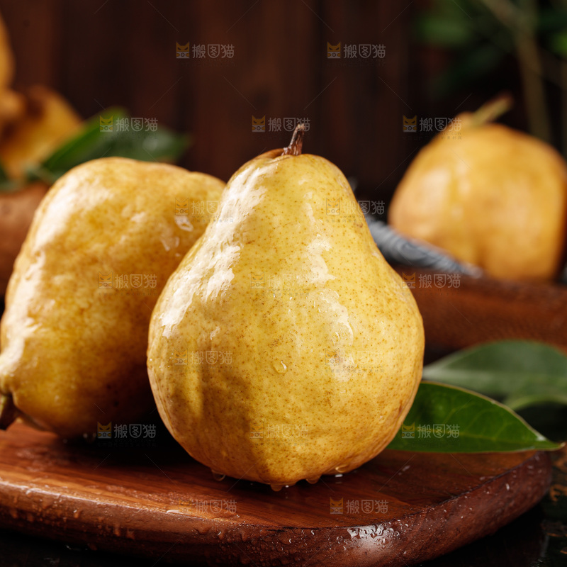 深底上的丑梨