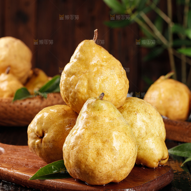 深底上的丑梨