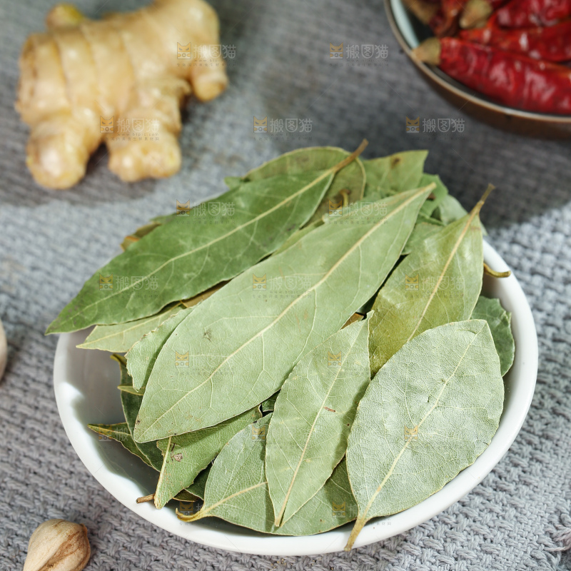 深底上的香叶