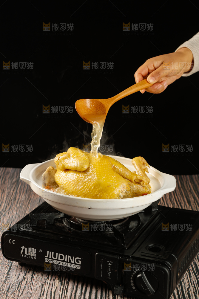 深底上的鸡汤