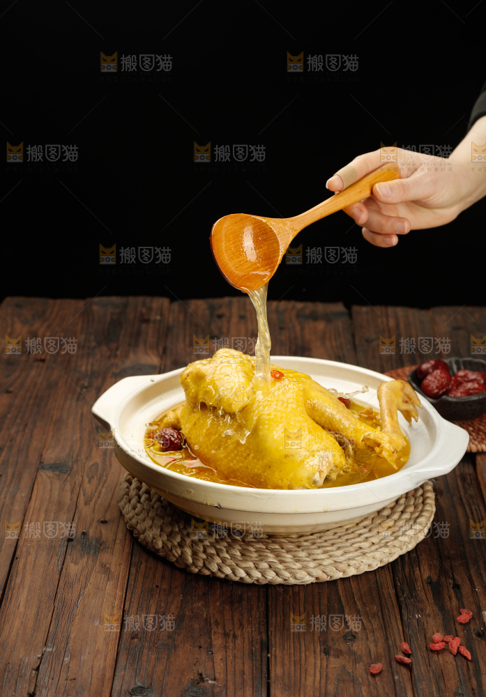 深底上的鸡汤