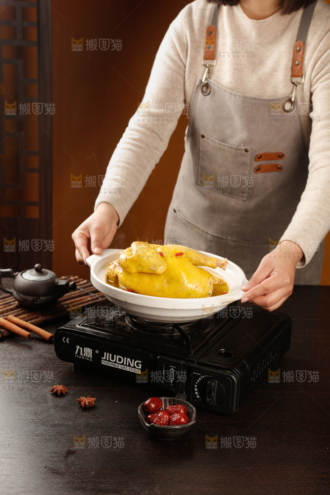 深底上的鸡汤