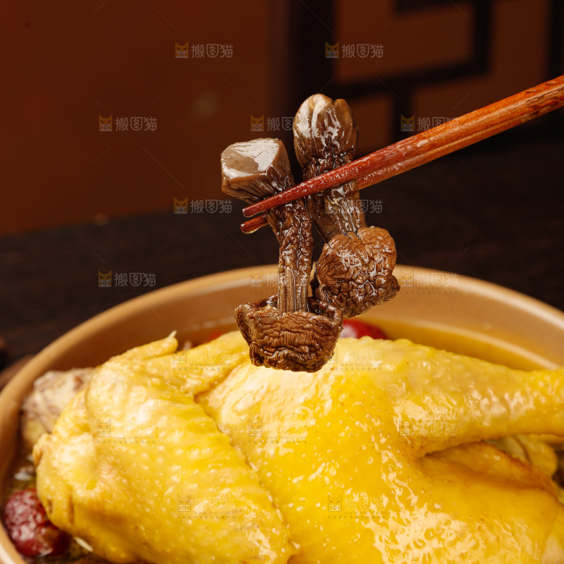 深底上的鸡汤