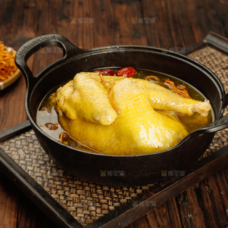 深底上的鸡汤