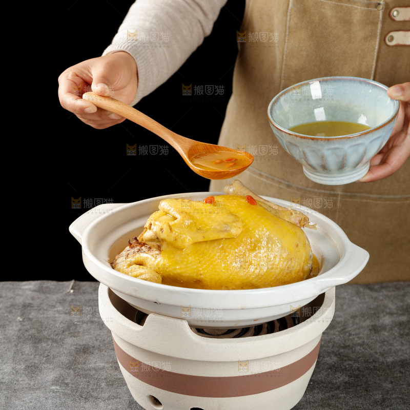 深底上的鸡汤