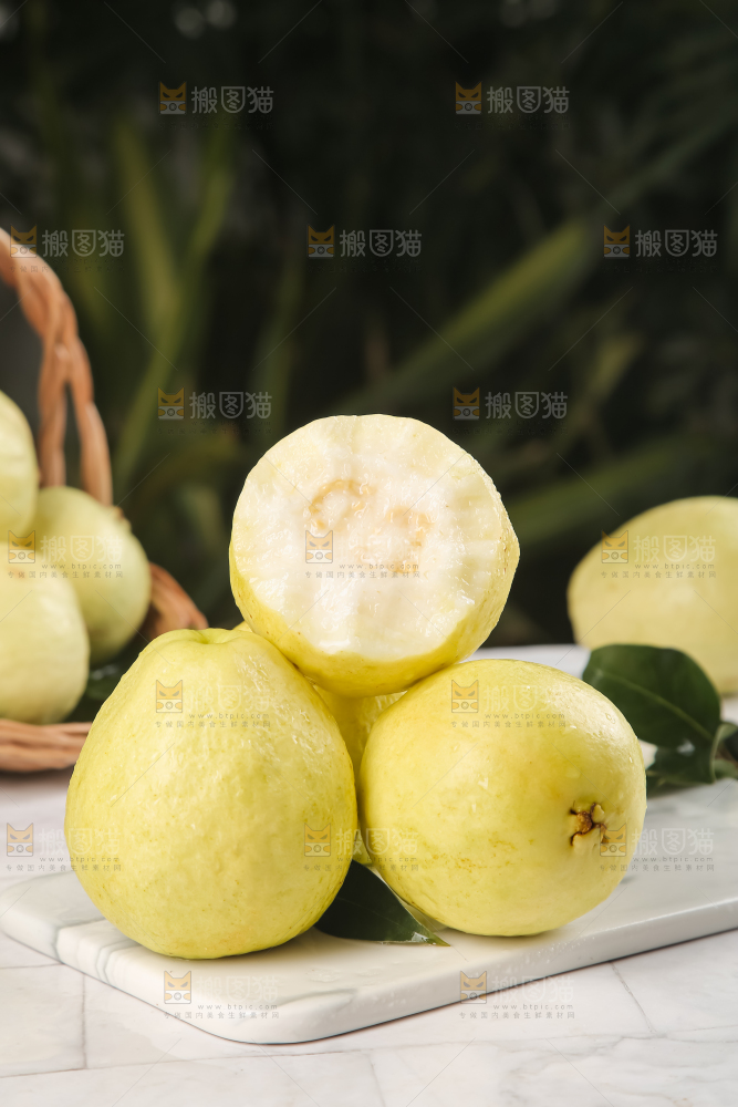 浅底上的白心芭乐