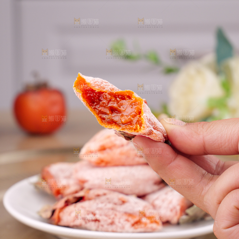 浅底上的吊柿饼