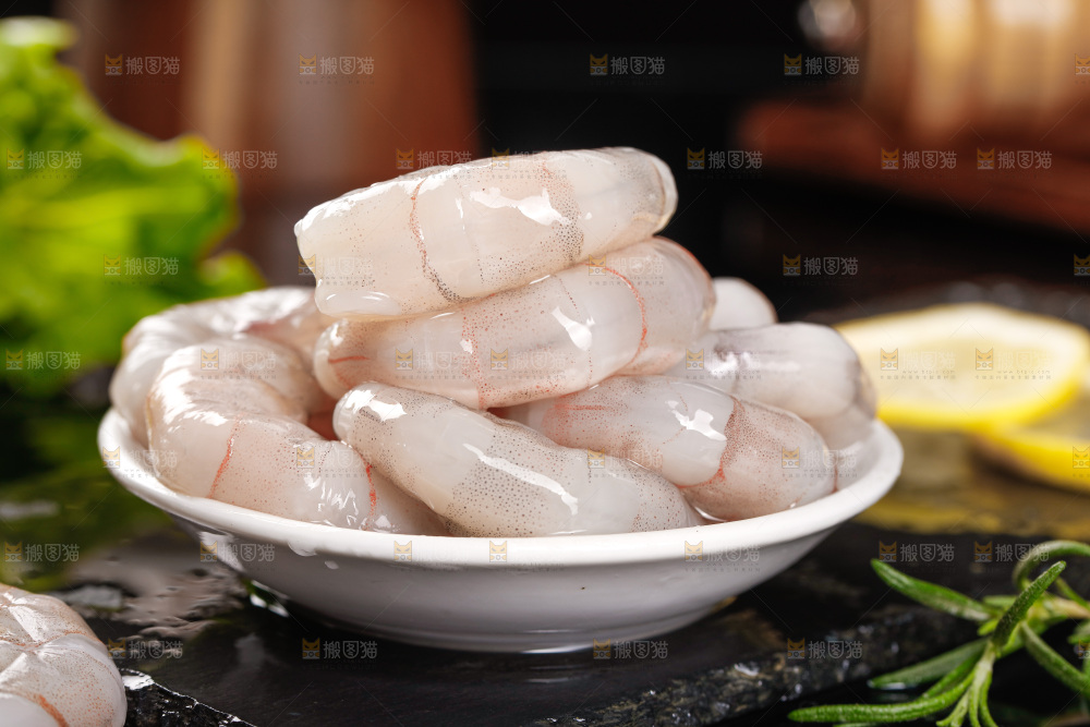 深底上的虾仁